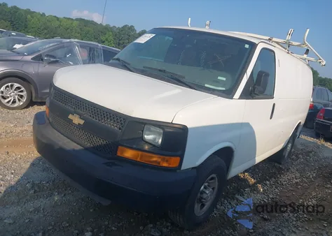 2016 Chevrolet Express 2500 Work Van z USA, uszkodzony, nr VIN 1GCWGAFF2G1162983